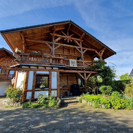 מונשאו Ferienhaus Eifelgluehen מראה חיצוני תמונה