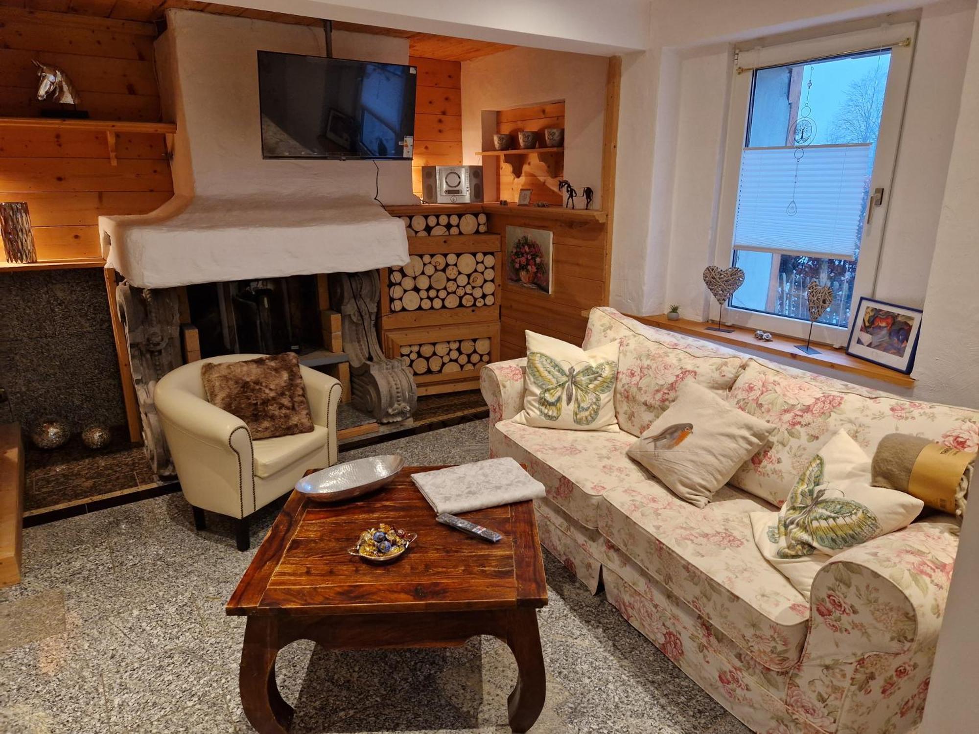 מונשאו Ferienhaus Eifelgluehen מראה חיצוני תמונה